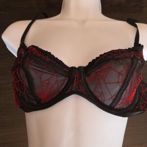 ROMWE Black and Red Web Lace Bra Size Xl